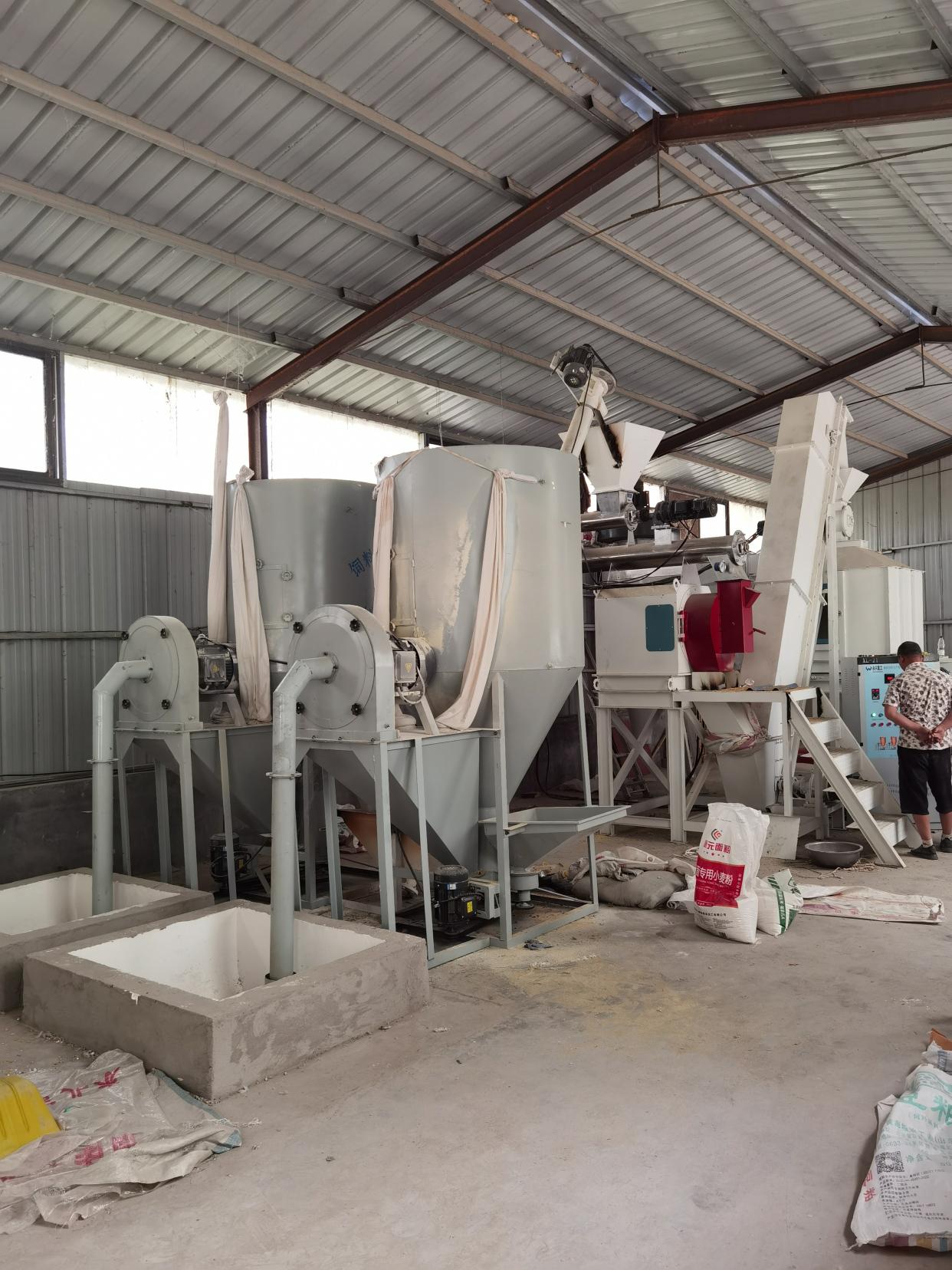 全自动颗粒饲料加工机器设备 养殖户的得力助手